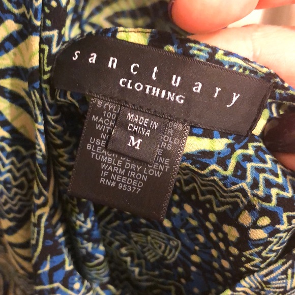 Batik style print top - Picture 2 of 5